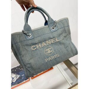 Chanel Women Pre-Loved Bag Very Good Condition